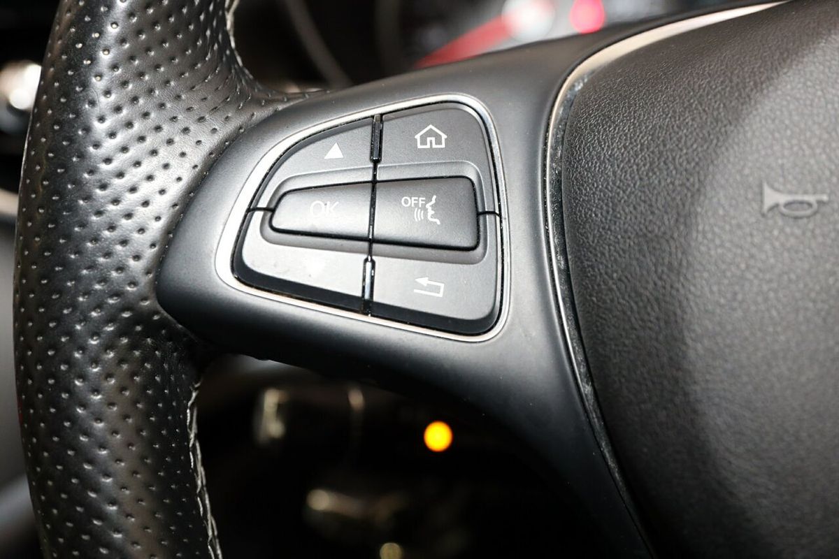 2020 Mercedes-Benz V-Class V220 d 447