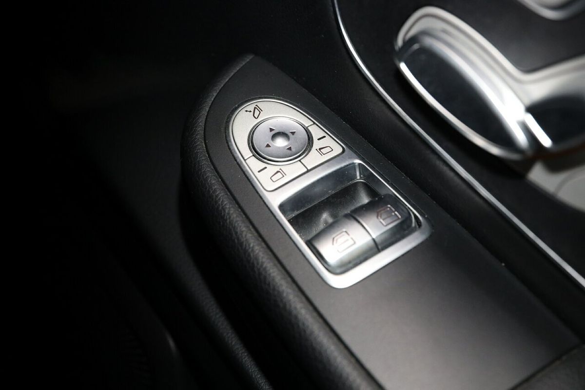 2020 Mercedes-Benz V-Class V220 d 447