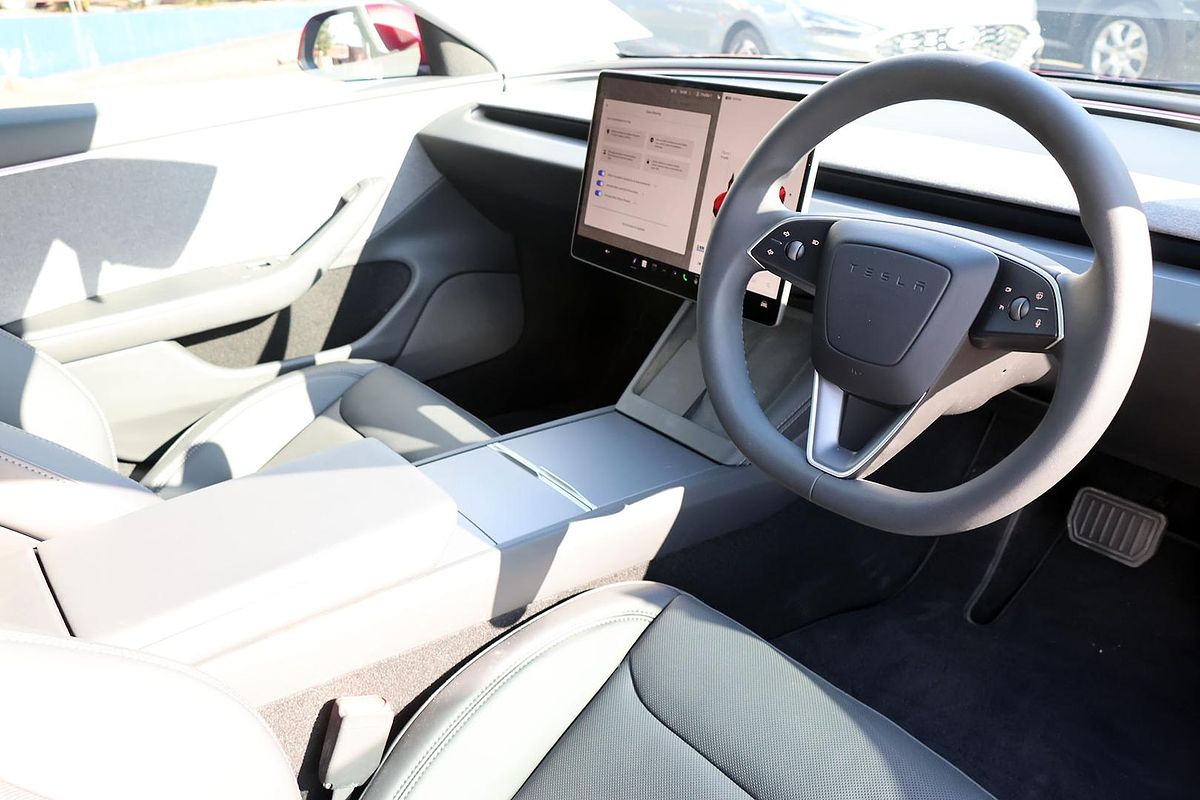 2024 Tesla Model 3 Rear-Wheel Drive