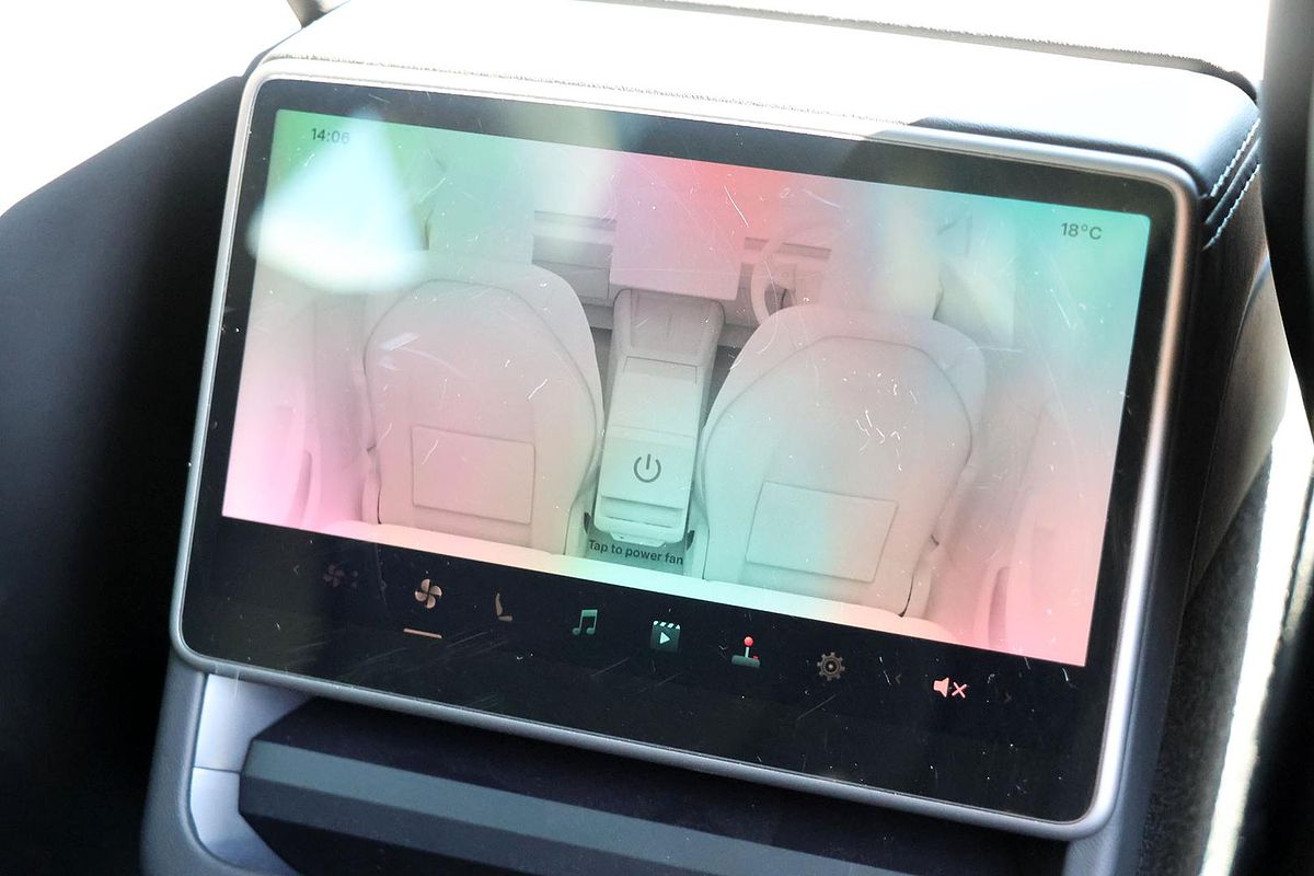 2024 Tesla Model 3 Rear-Wheel Drive