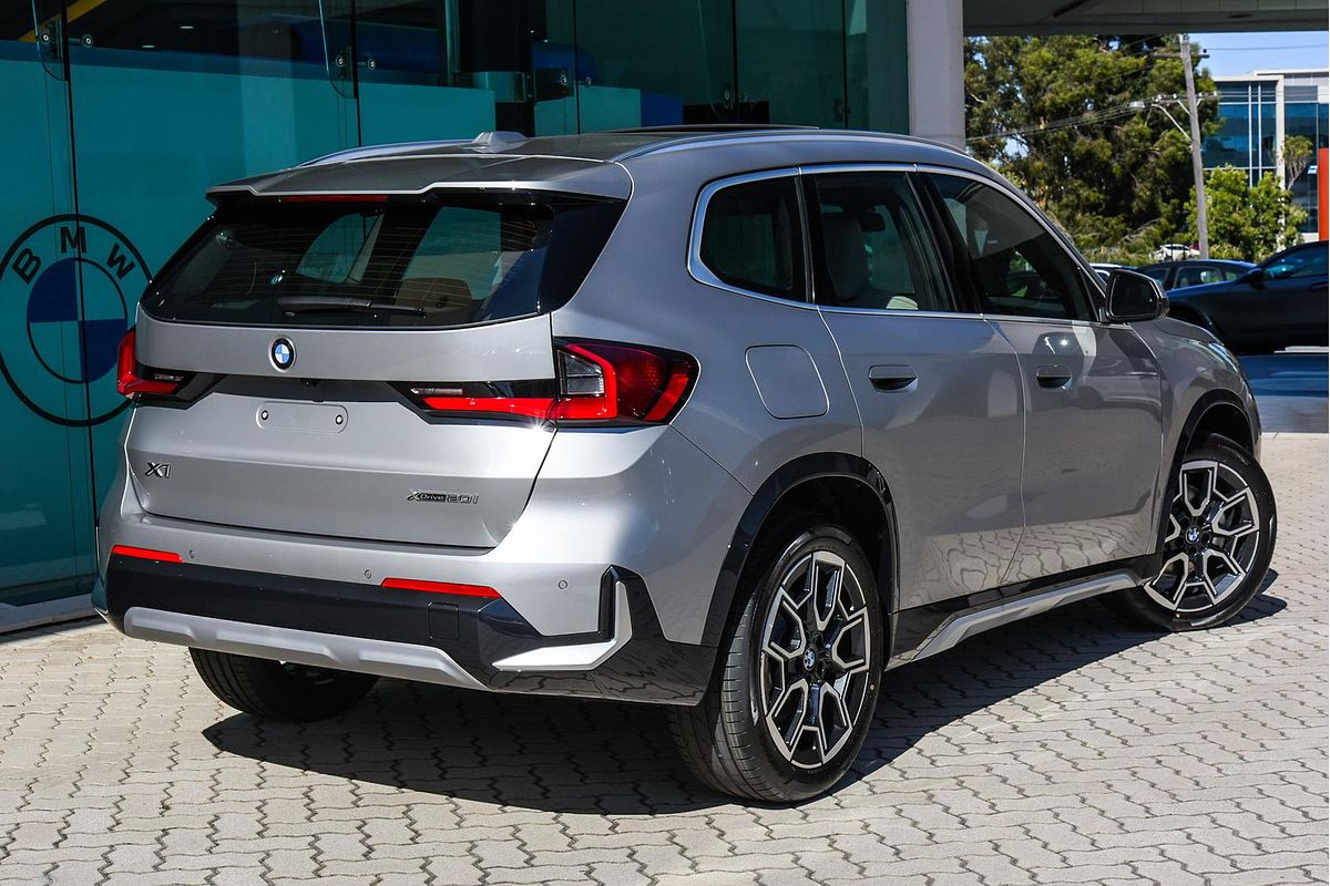 2024 BMW X1 xDrive20i U11