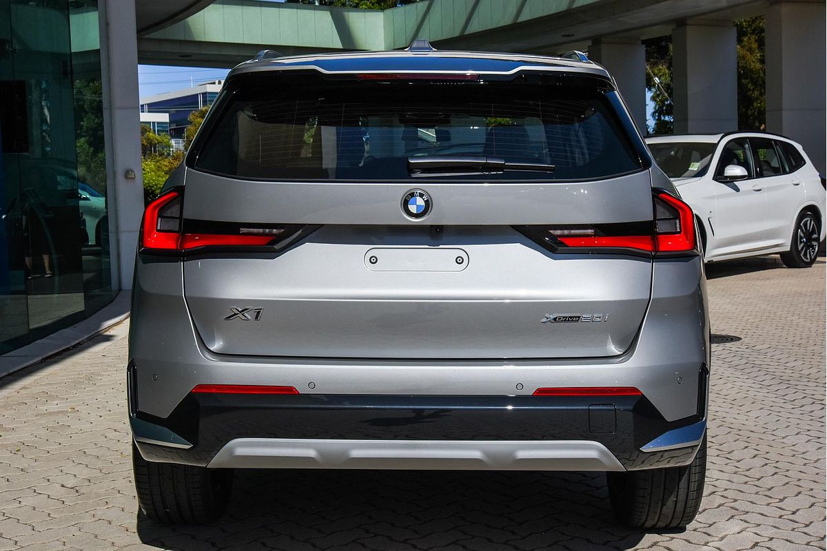 2024 BMW X1 xDrive20i U11