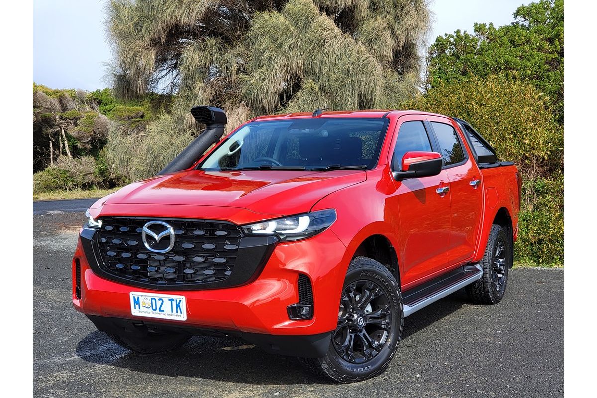 Mazda BT-50 G 6AUTO 3.0L DUAL CAB PICKUP XTR 4X4 - SPECIAL EDITION LOADED WITH ACCESSORIES