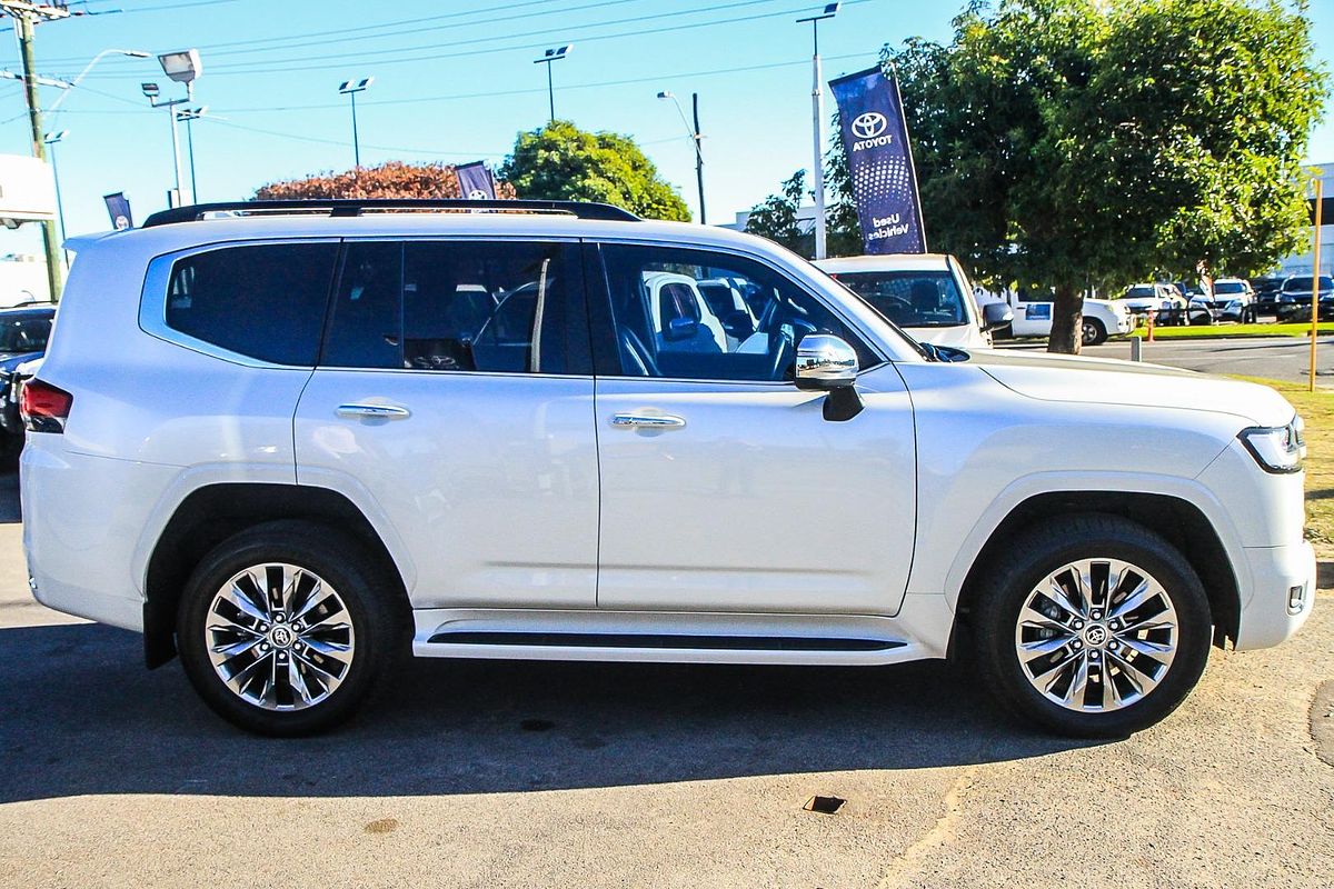 2022 Toyota Landcruiser Sahara ZX FJA300R