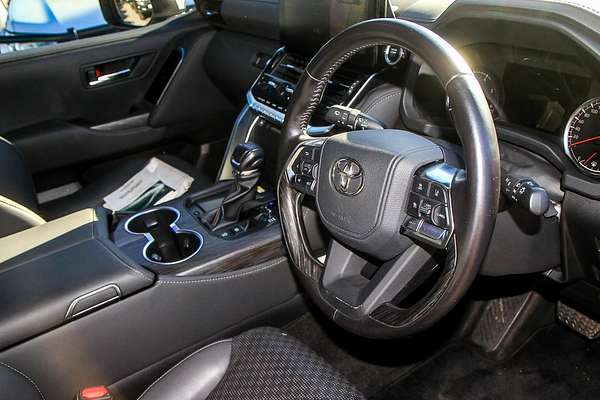2022 Toyota Landcruiser Sahara ZX FJA300R
