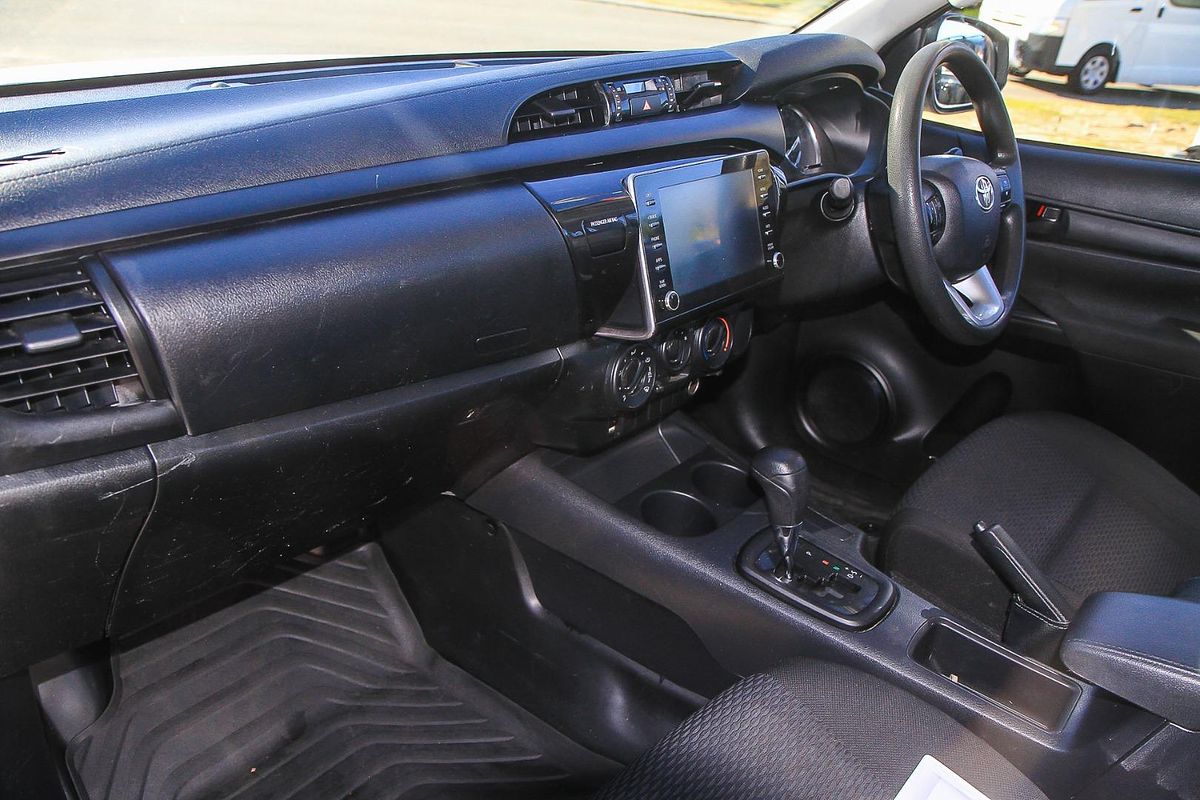 2020 Toyota Hilux Workmate TGN121R Rear Wheel Drive