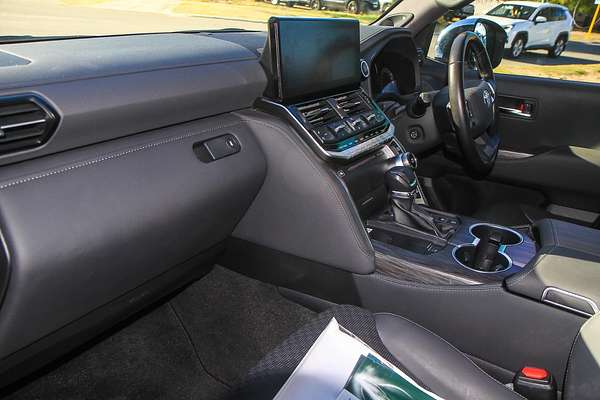 2022 Toyota Landcruiser Sahara ZX FJA300R