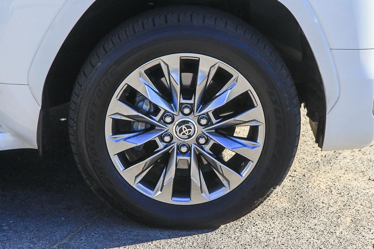 2022 Toyota Landcruiser Sahara ZX FJA300R