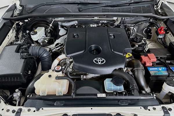 2024 Toyota HILUX SR (4x4) GUN126R 4X4