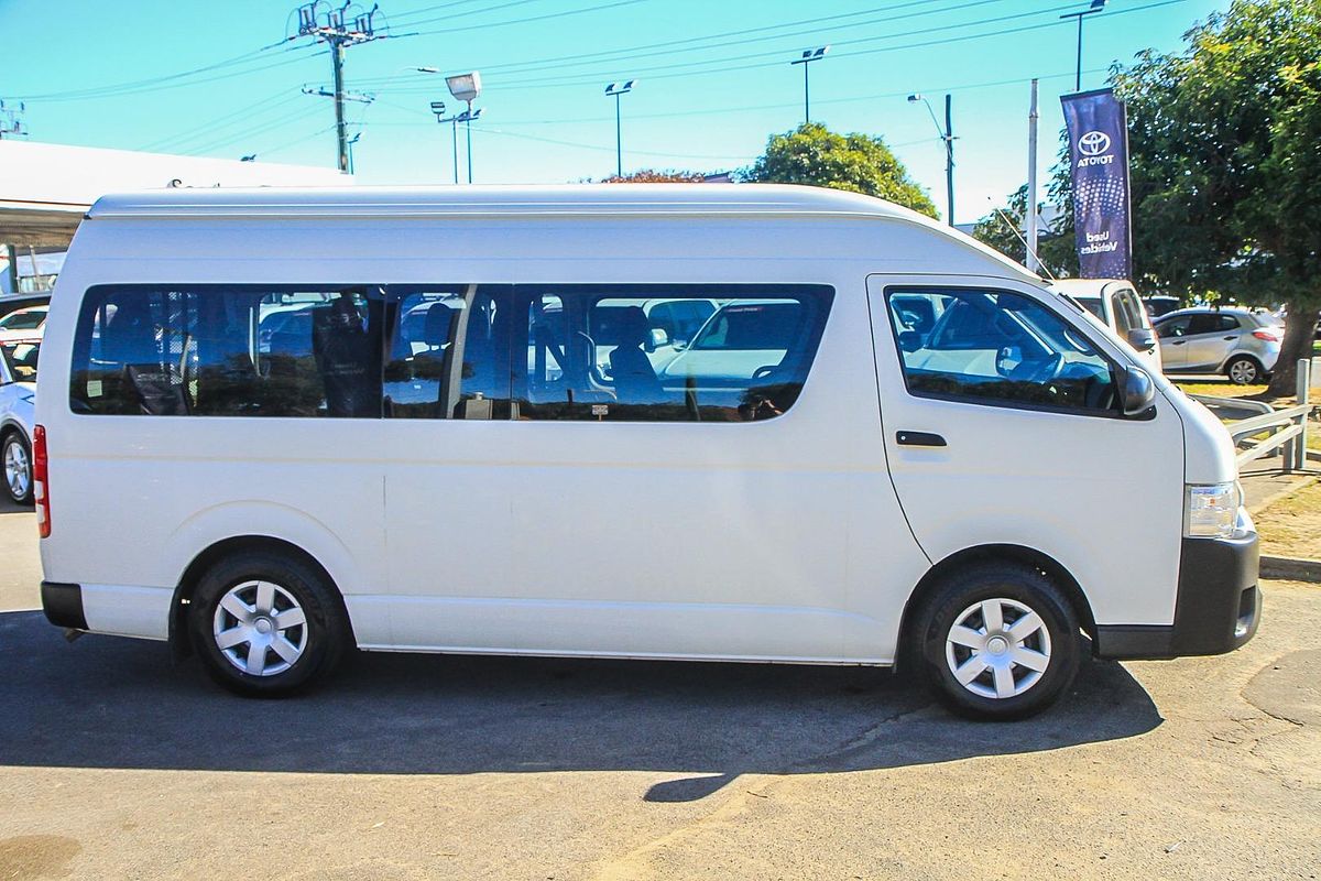2017 Toyota Hiace Commuter KDH223R