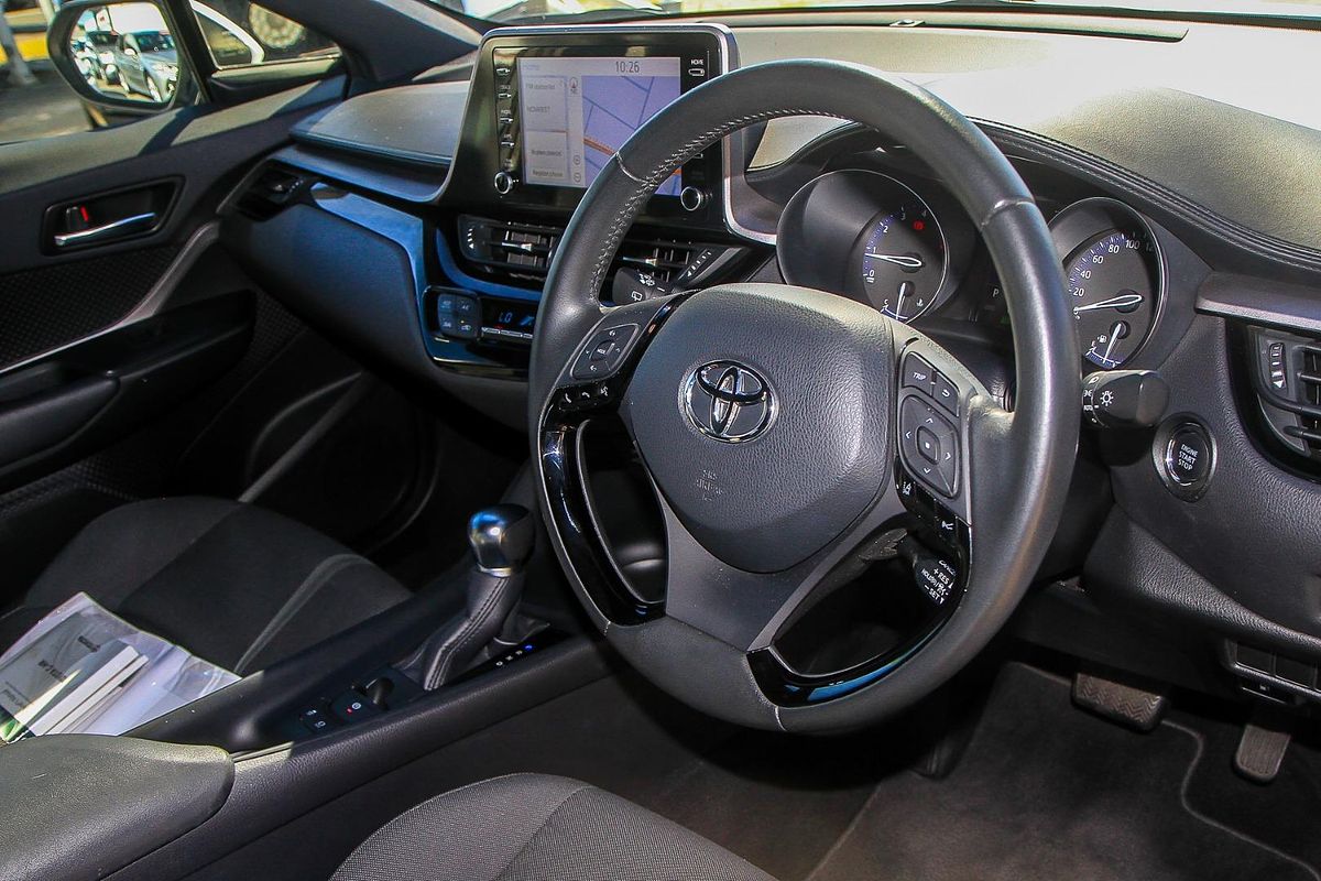 2023 Toyota C-HR GXL NGX10R