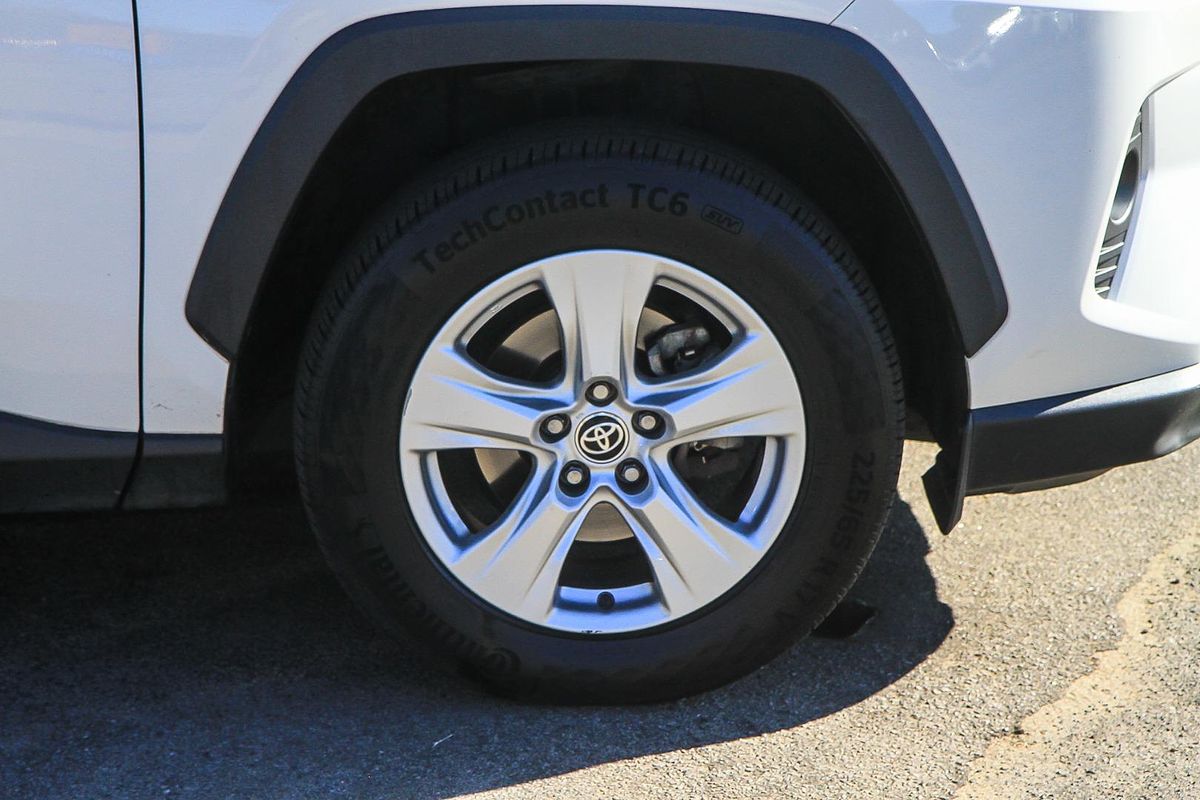 2020 Toyota RAV4 GX AXAH54R
