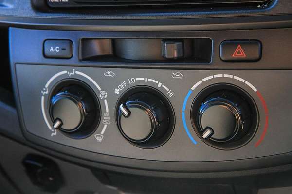 2012 Toyota Hilux SR KUN26R 4X4