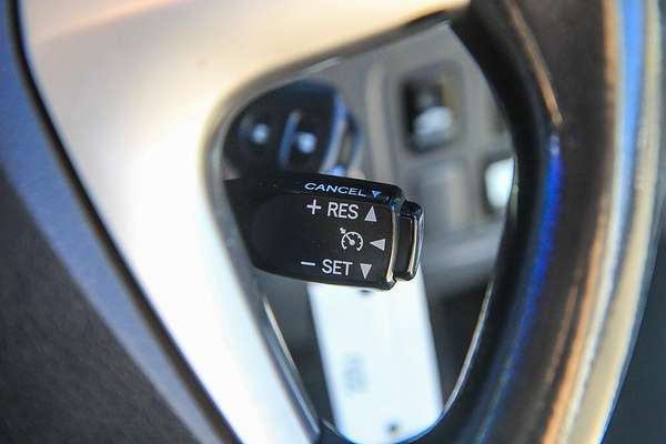 2012 Toyota Hilux SR KUN26R 4X4