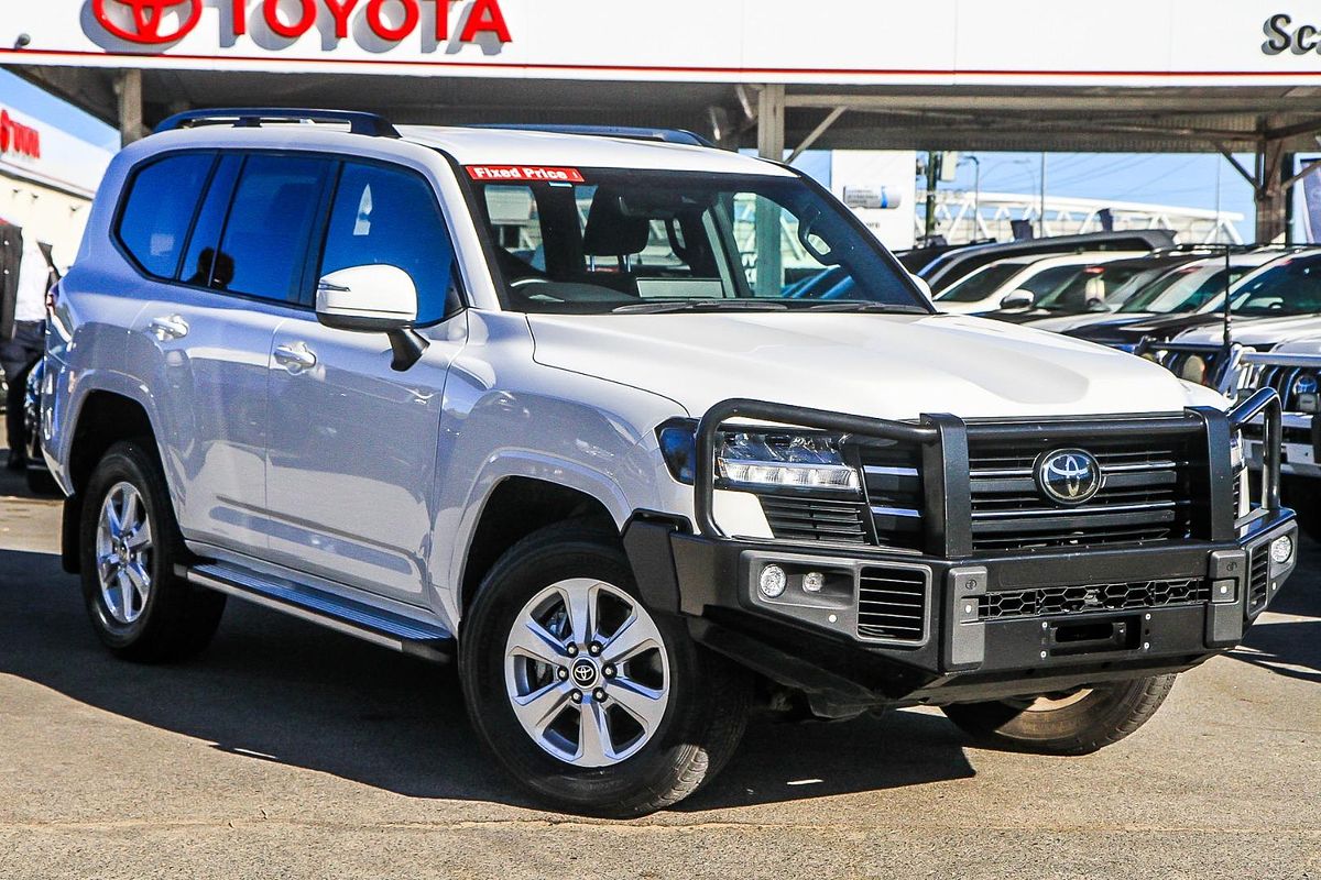 2023 Toyota Landcruiser GXL FJA300R
