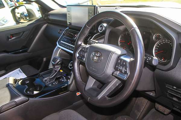 2023 Toyota Landcruiser GXL FJA300R