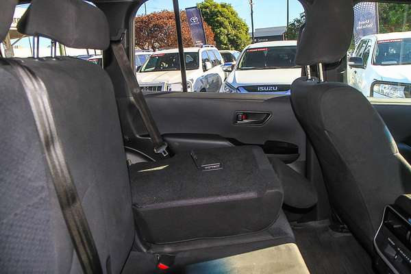 2023 Toyota Landcruiser GXL FJA300R