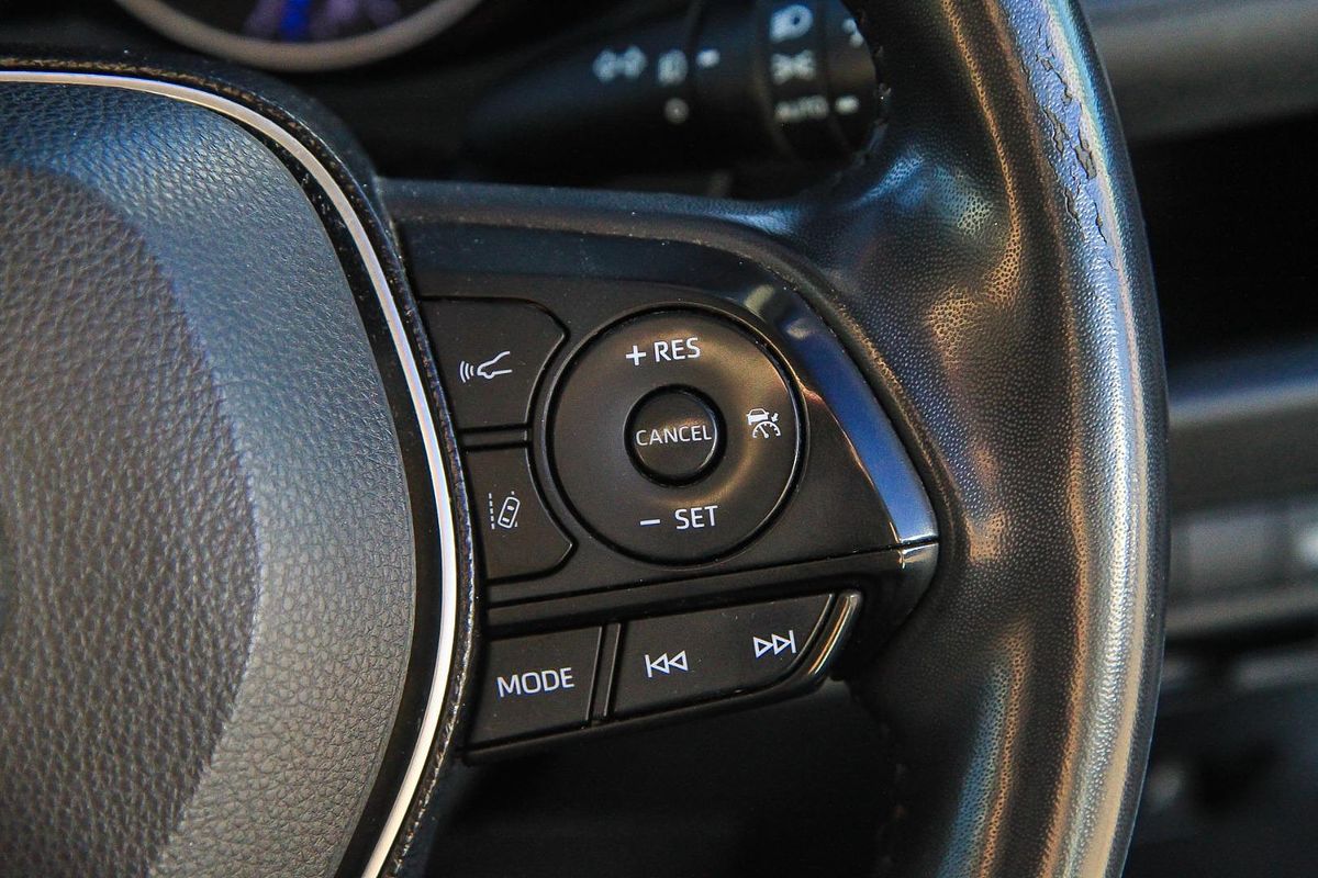 2020 Toyota RAV4 GX AXAH54R