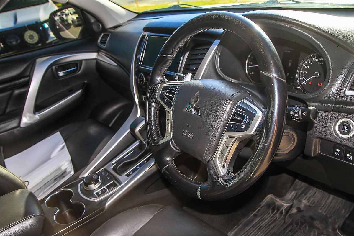2017 Mitsubishi Pajero Sport GLS QE