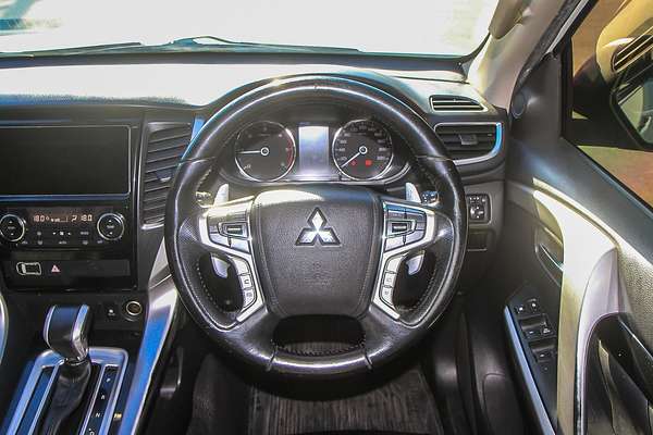 2017 Mitsubishi Pajero Sport GLS QE