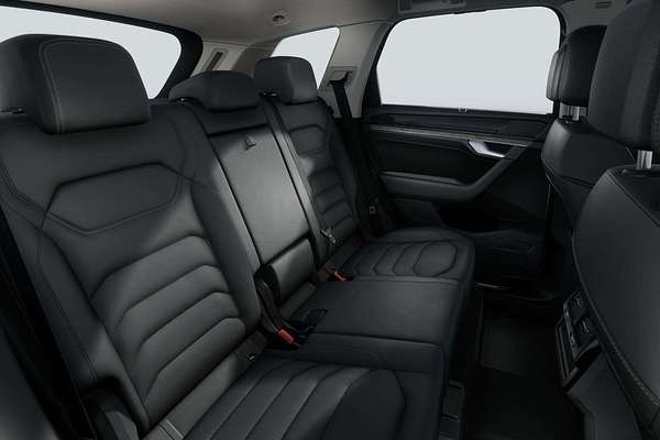2025 Volkswagen Touareg 170TDI RC