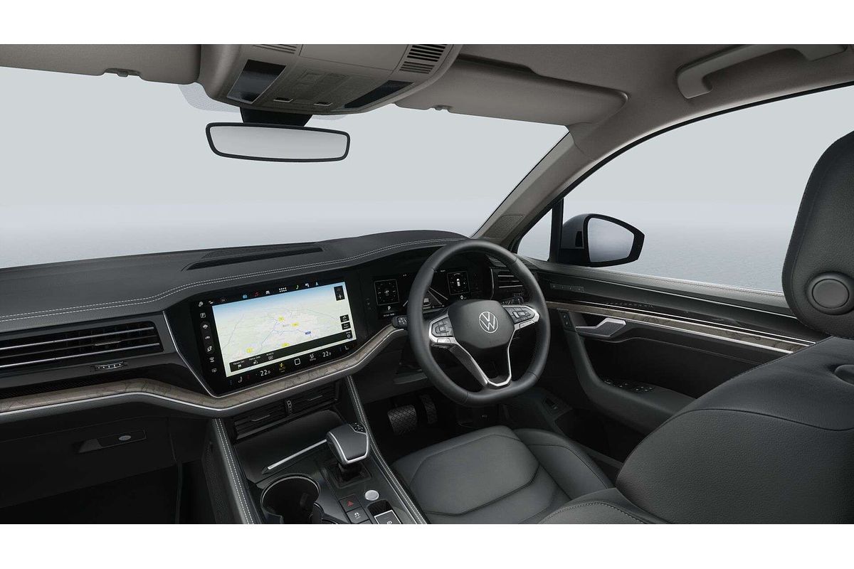 2025 Volkswagen Touareg 170TDI RC