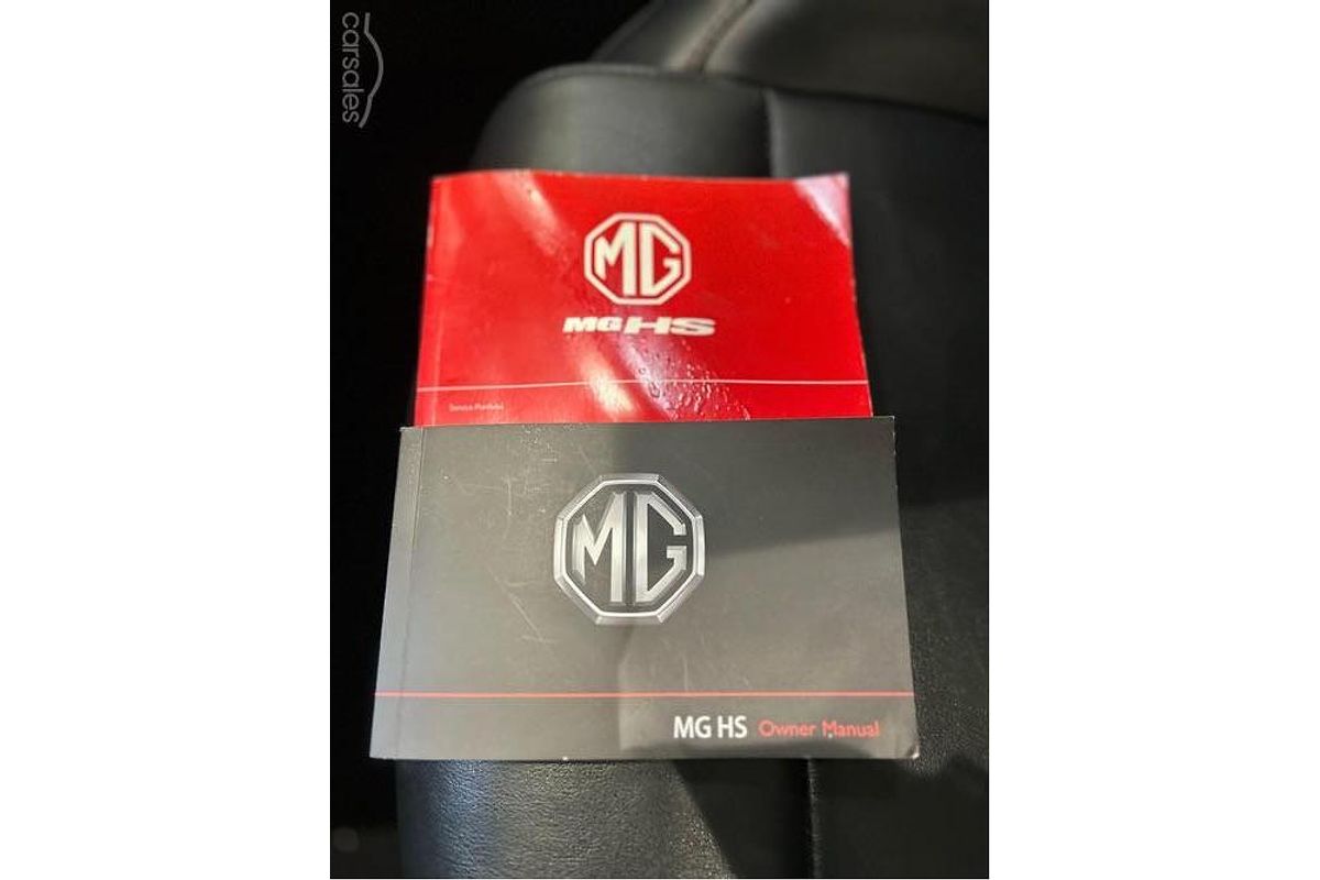 2023 MG HS Vibe SAS23