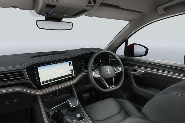 2025 Volkswagen Touareg 170TDI RC