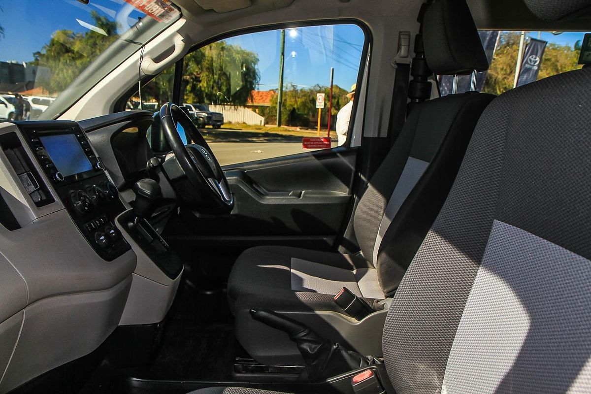 2020 Toyota Hiace Commuter GDH322R