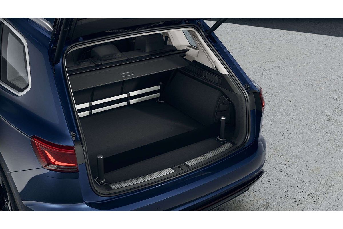 2025 Volkswagen Touareg 170TDI RC