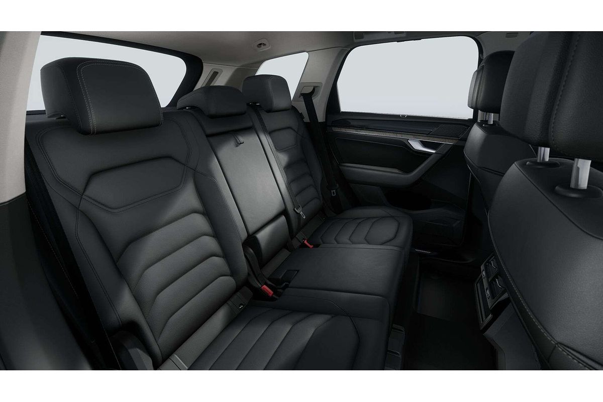 2025 Volkswagen Touareg 170TDI RC