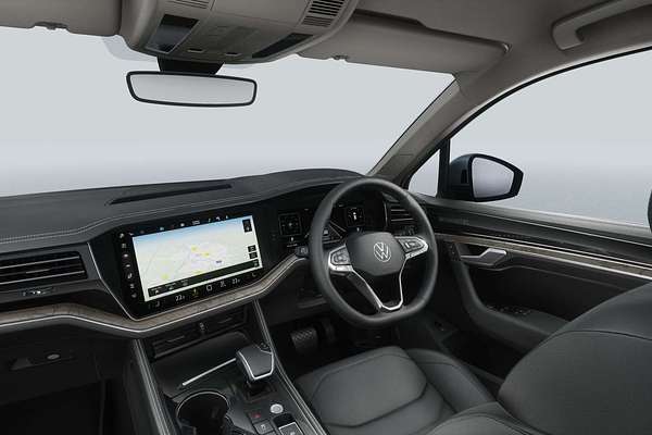 2025 Volkswagen Touareg 170TDI RC