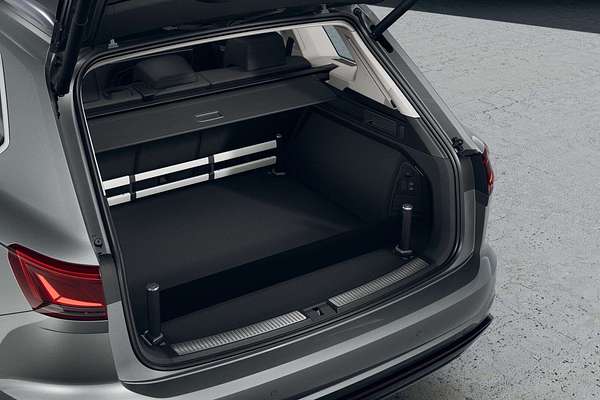2025 Volkswagen Touareg 210TDI Elegance RC