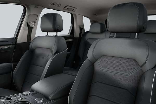 2025 Volkswagen Touareg 210TDI Elegance RC