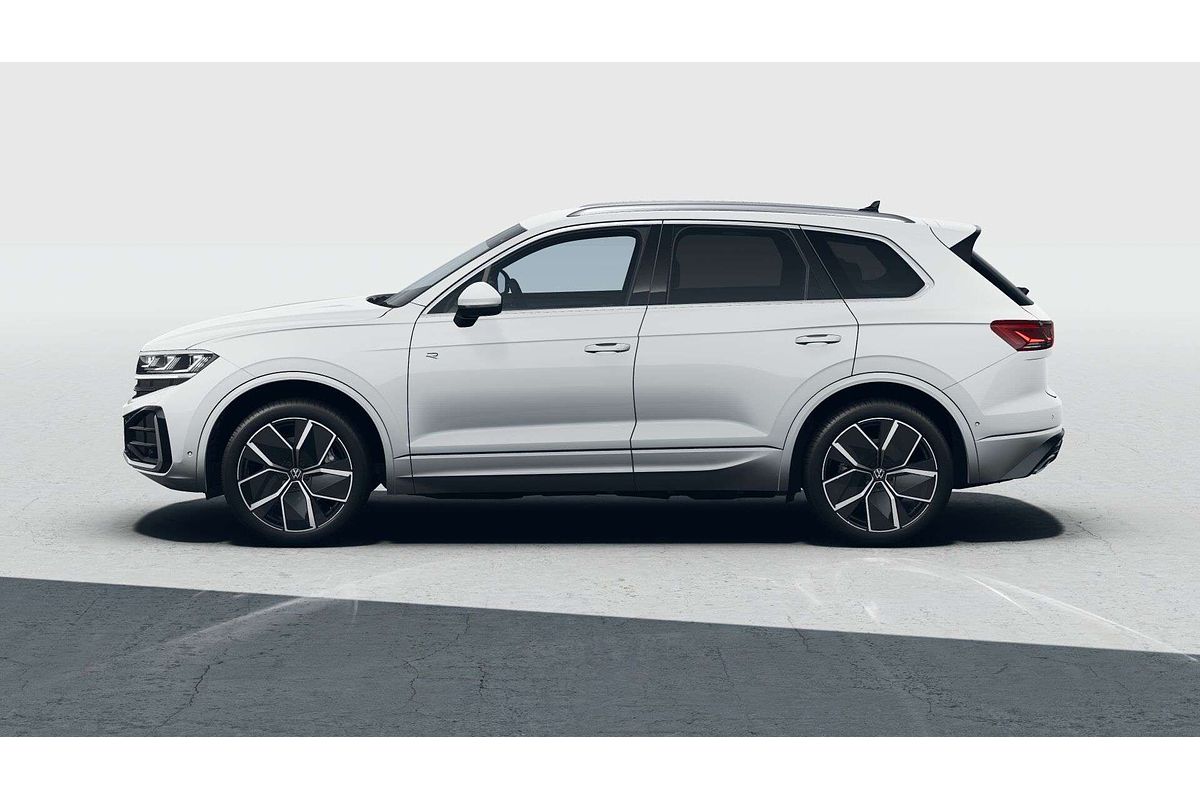 2025 Volkswagen Touareg 210TDI R-Line RC