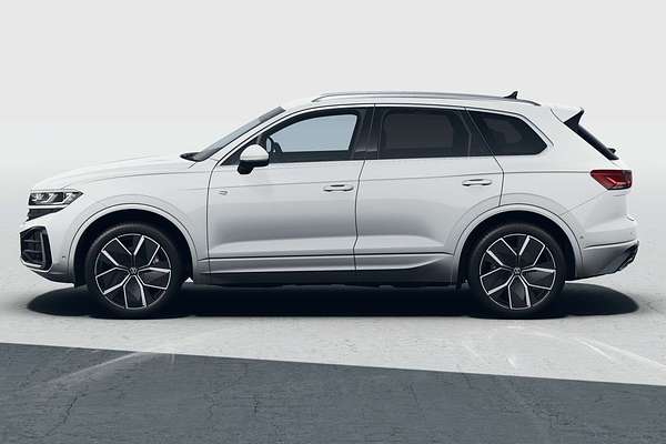 2025 Volkswagen Touareg 210TDI R-Line RC
