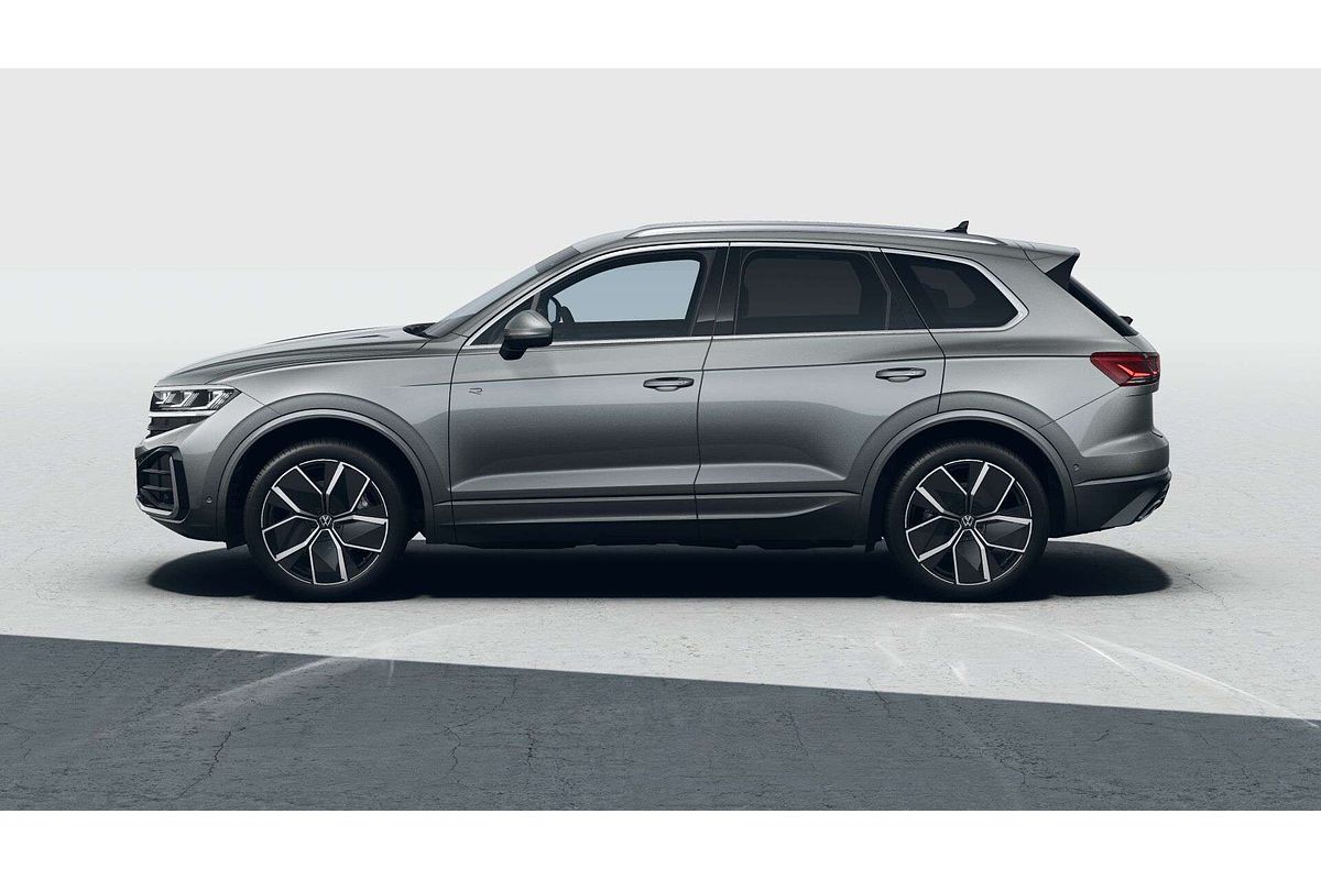2024 Volkswagen Touareg 210TDI R-Line RC