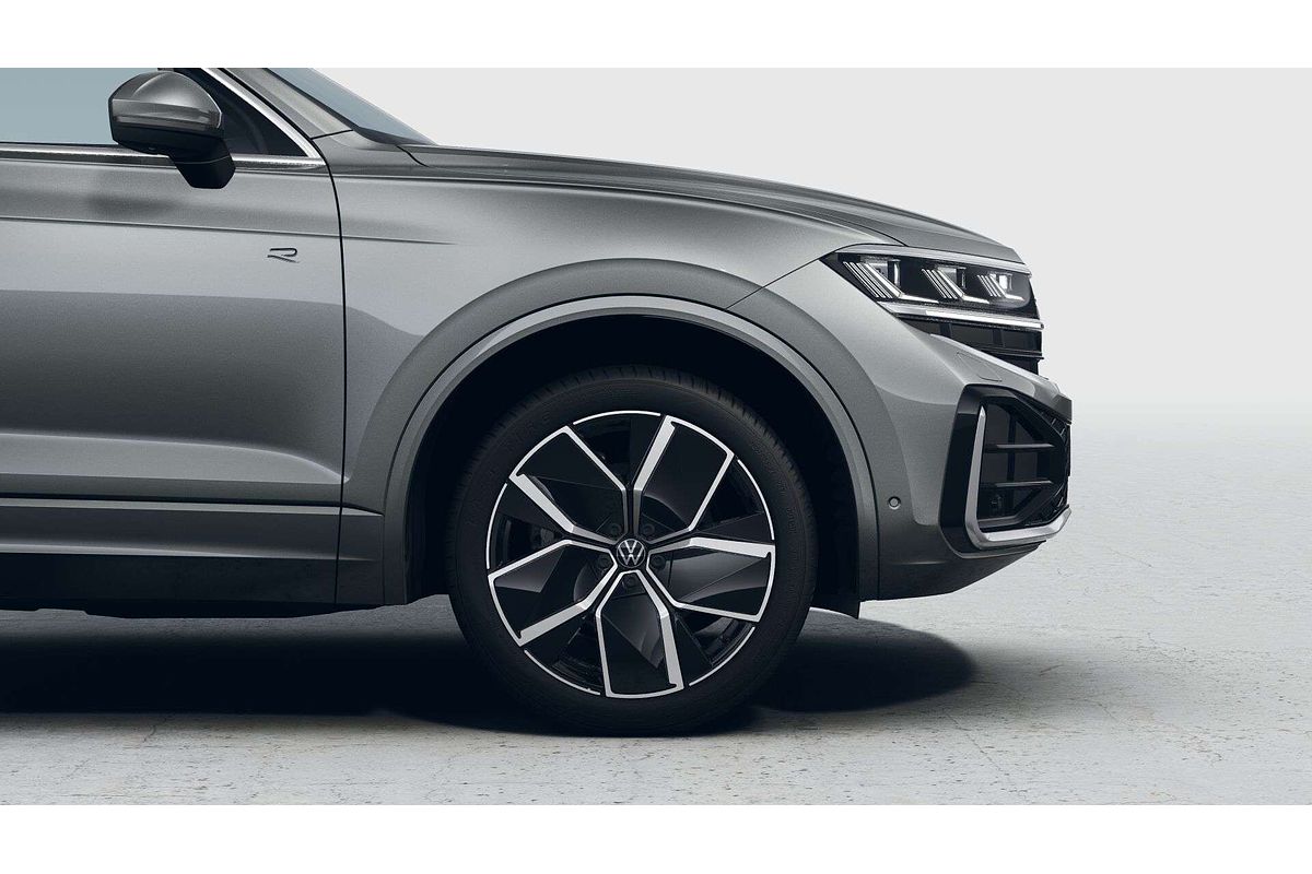 2024 Volkswagen Touareg 210TDI R-Line RC