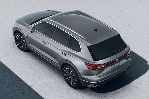 2025 Volkswagen Touareg 210TDI R-Line RC