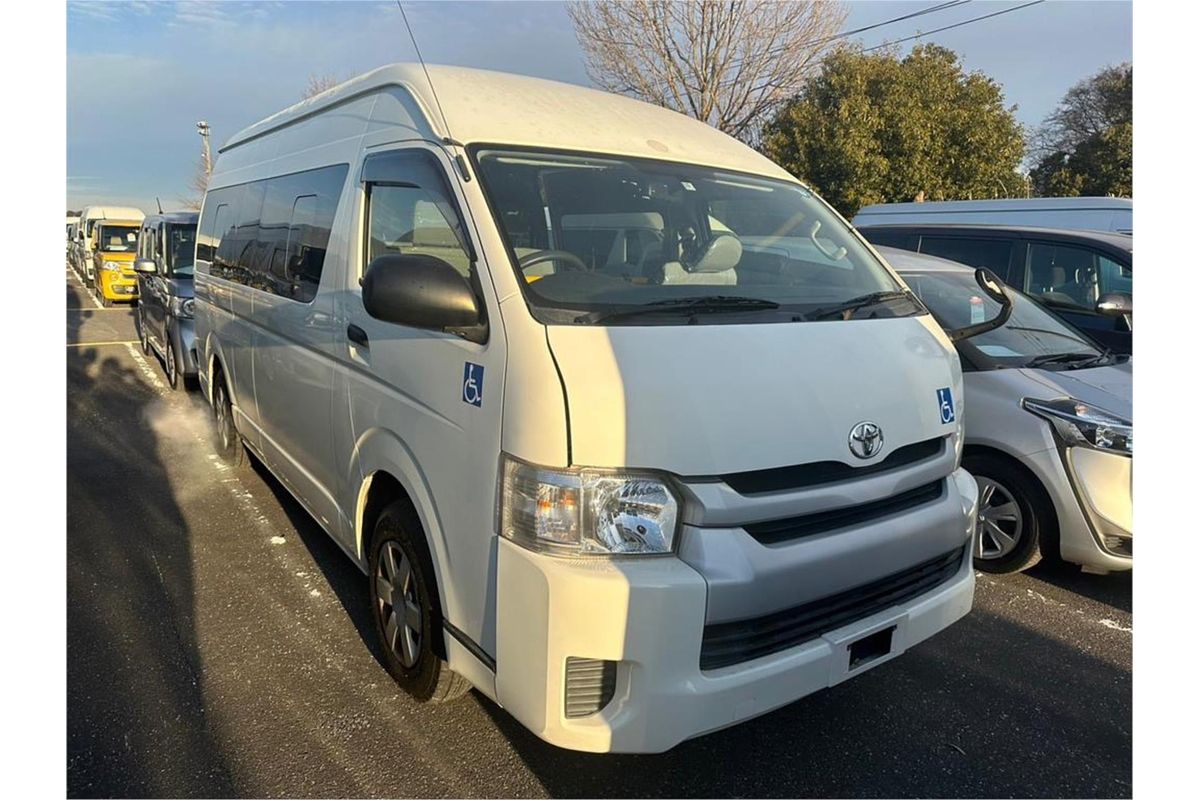 2015 Toyota Hiace