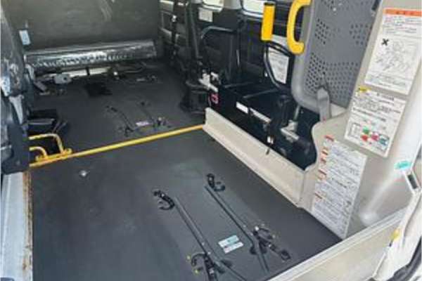 2015 Toyota Hiace