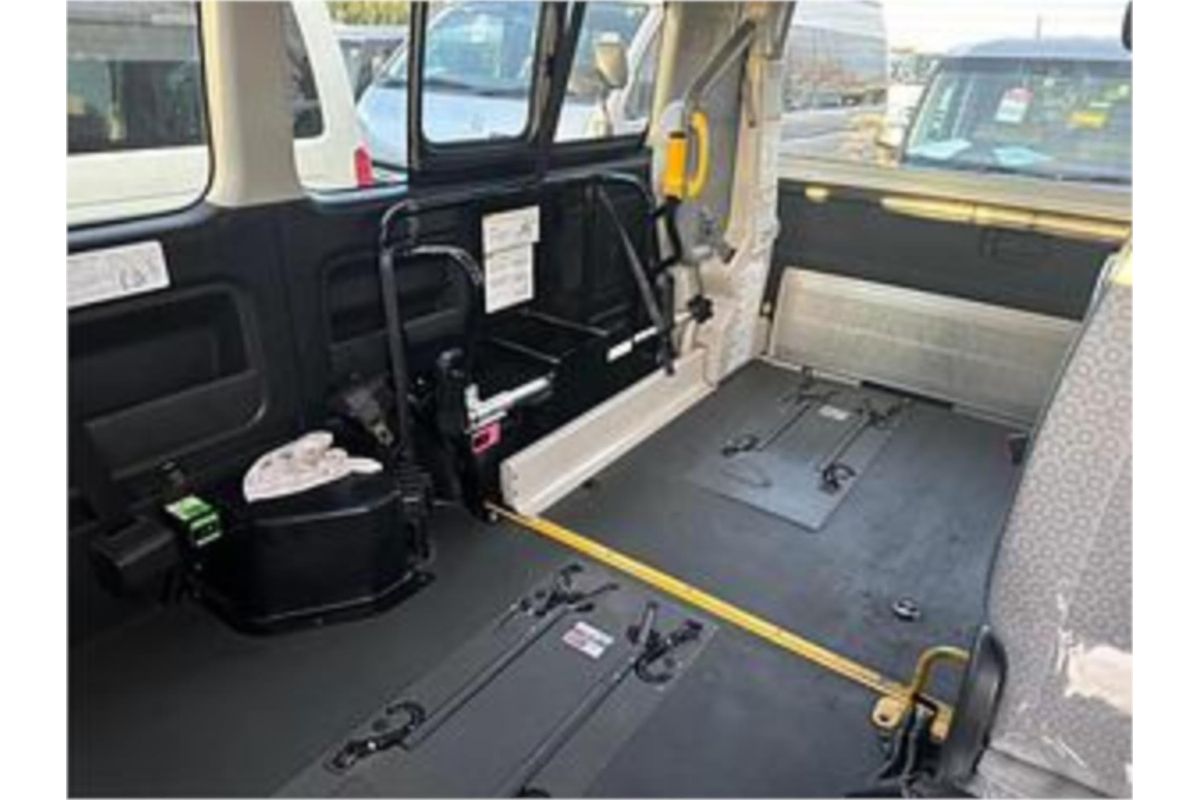 2015 Toyota Hiace