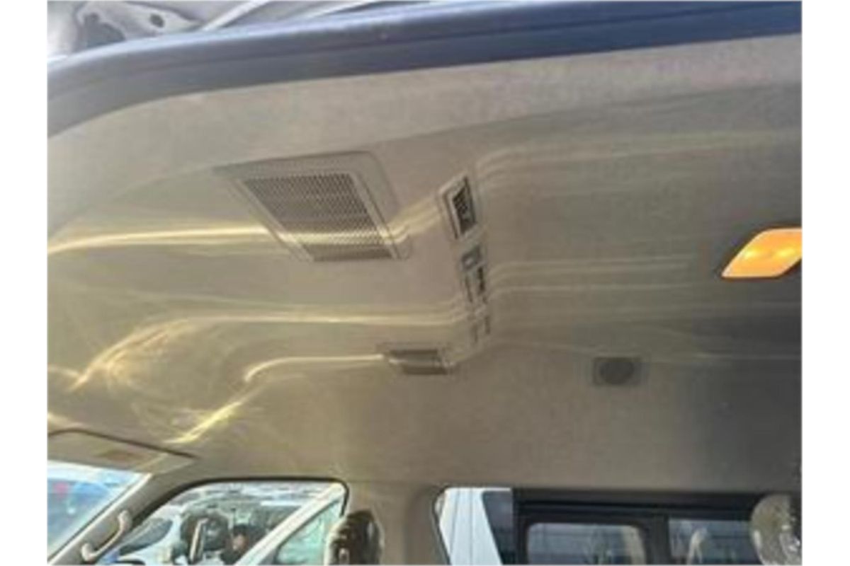 2015 Toyota Hiace