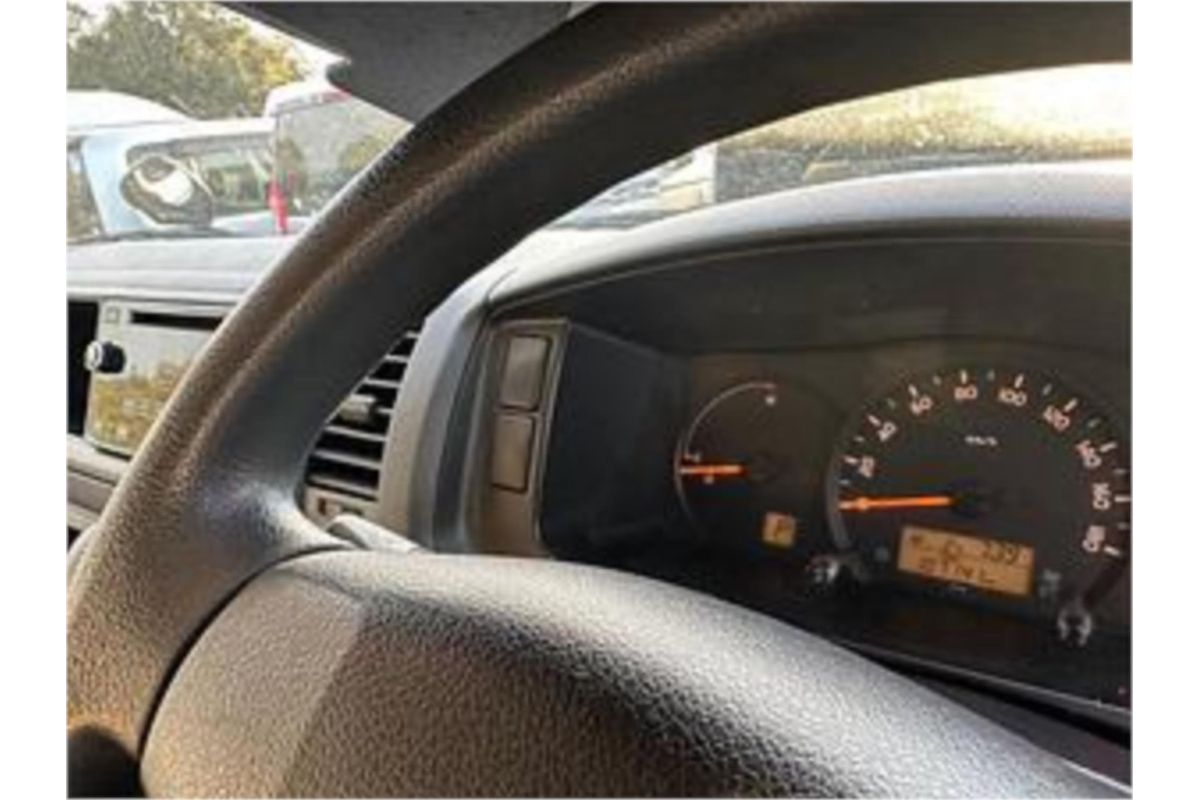 2015 Toyota Hiace