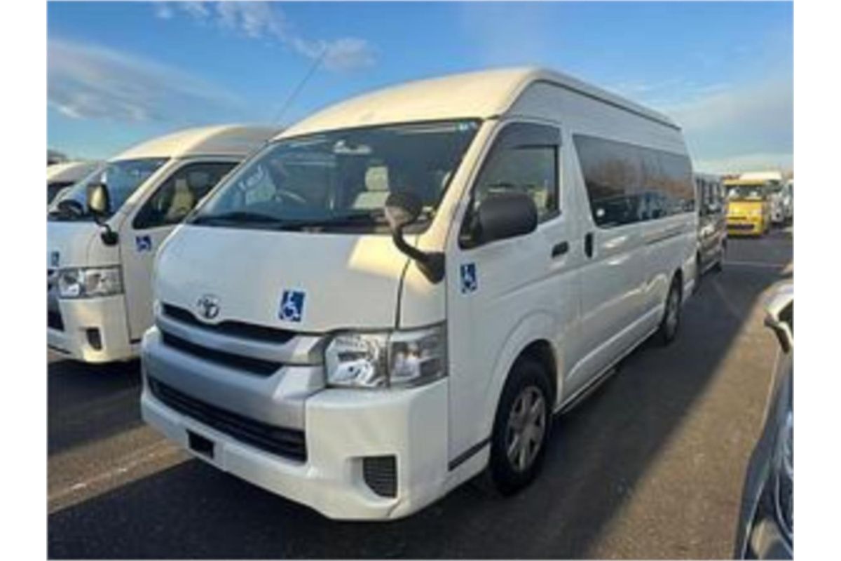 2015 Toyota Hiace