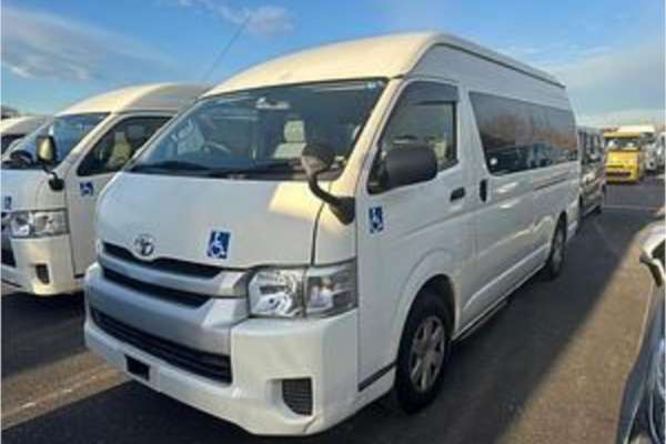 2015 Toyota Hiace