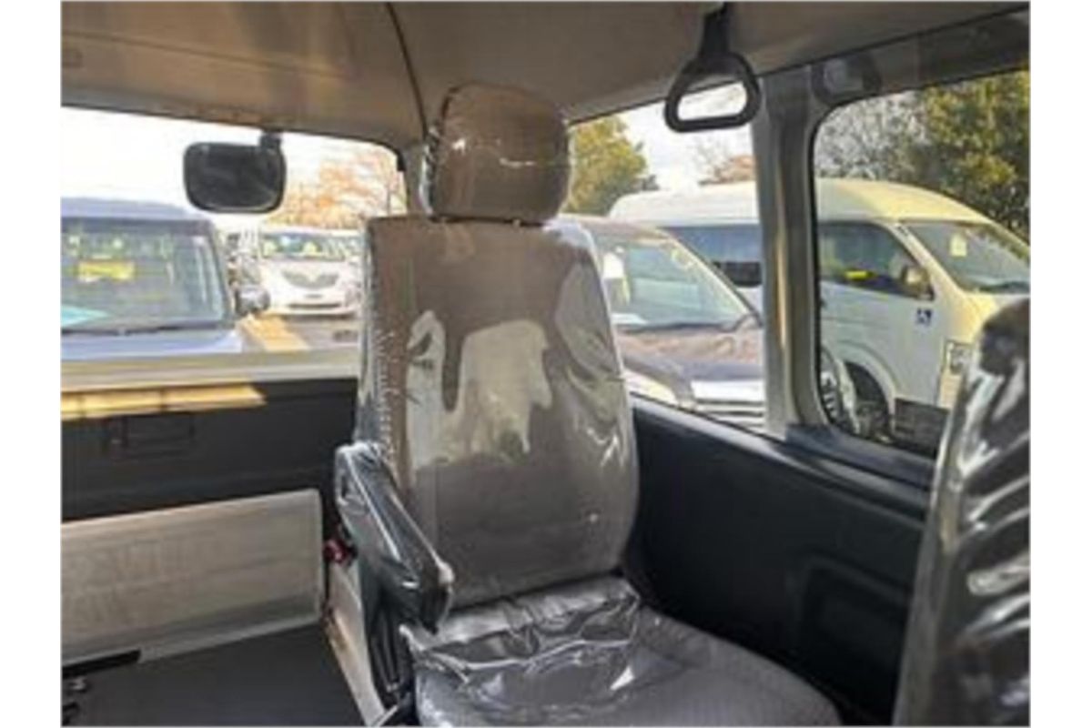 2015 Toyota Hiace