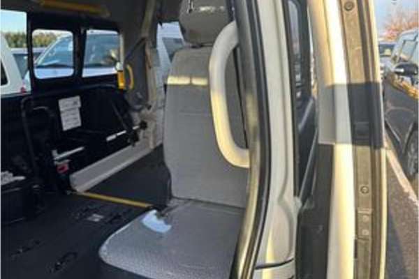 2015 Toyota Hiace