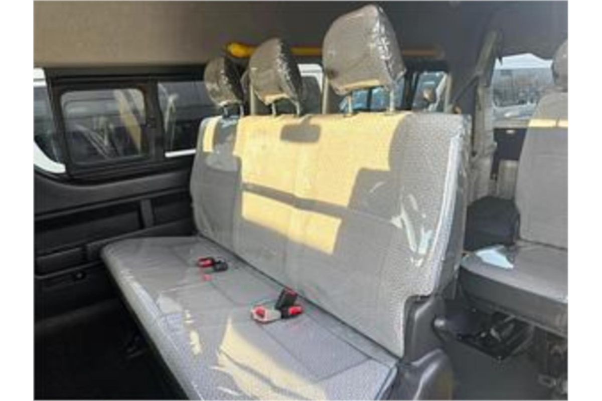 2015 Toyota Hiace