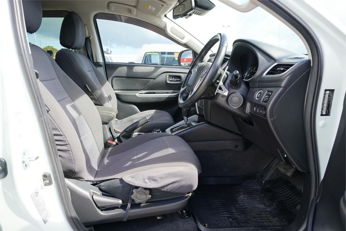 2021 Mitsubishi Triton GLS MR 4X4